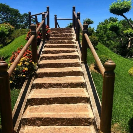 Escalier de jardin, les cl&eacute;s pour un am&eacute;nagement r&eacute;ussi